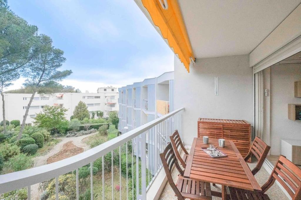 Boreal 4 Pax Bord De Mer Saint-Raphael (Var) Exterior foto